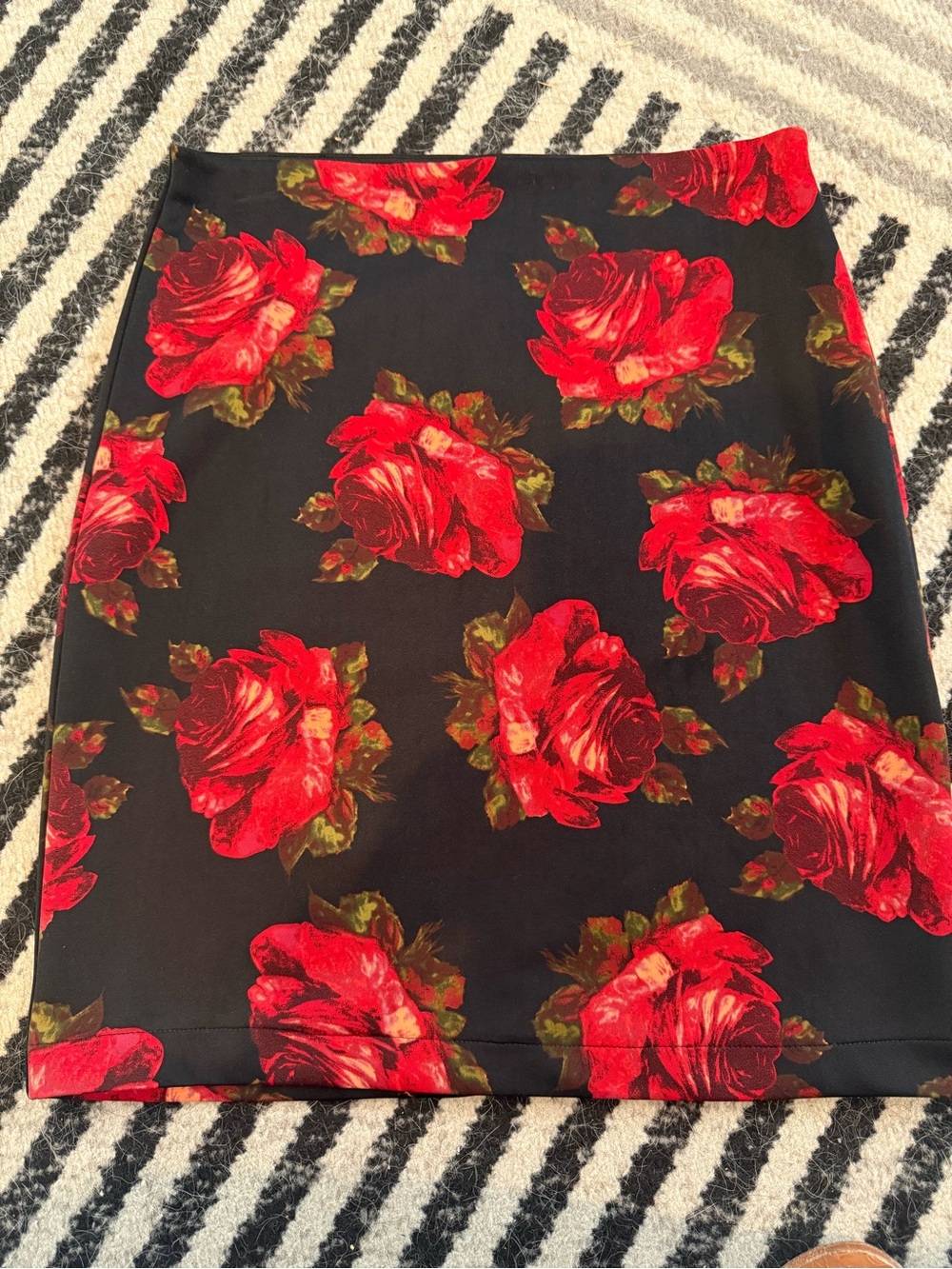 Betsey Johnson Black Pencil Skirt with Red Rose Pattern
